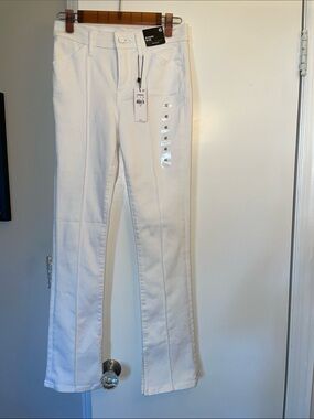 Express White Skyscraper Mid Rise Jeans
